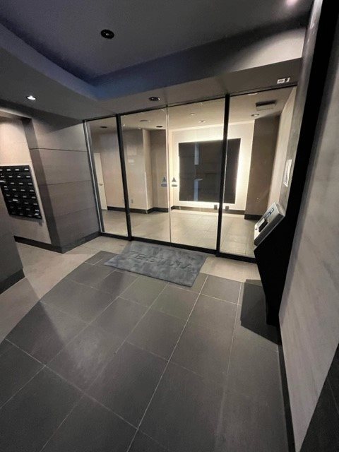 レジディア東麻布3階 エントランス