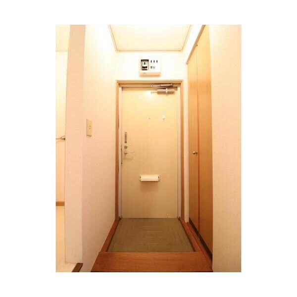 エステートピアセピリナ 玄関