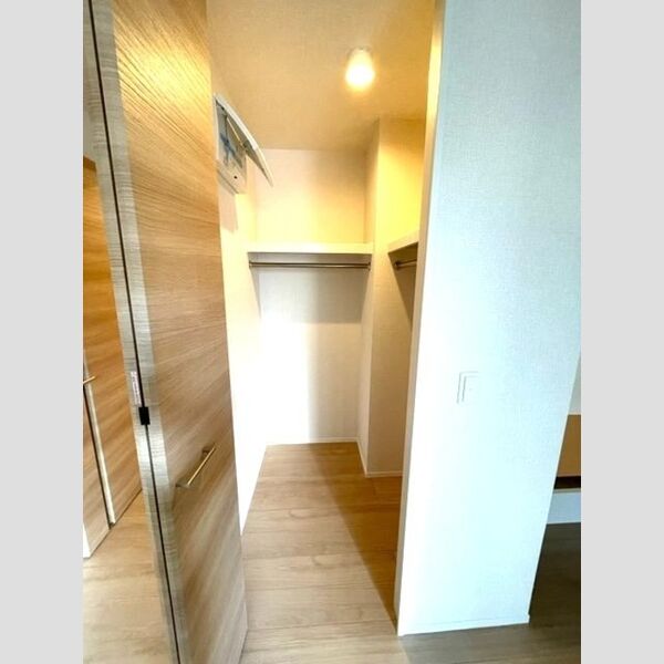 プリマベーラ(富士見)103号室 ウォークインクローゼット
