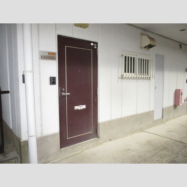 半田ハイツⅡ 玄関