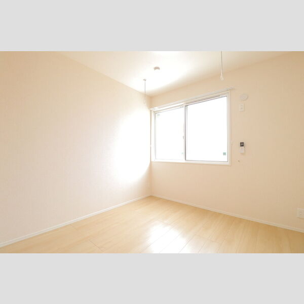 ゼルコバ　Ⅱ 洋室