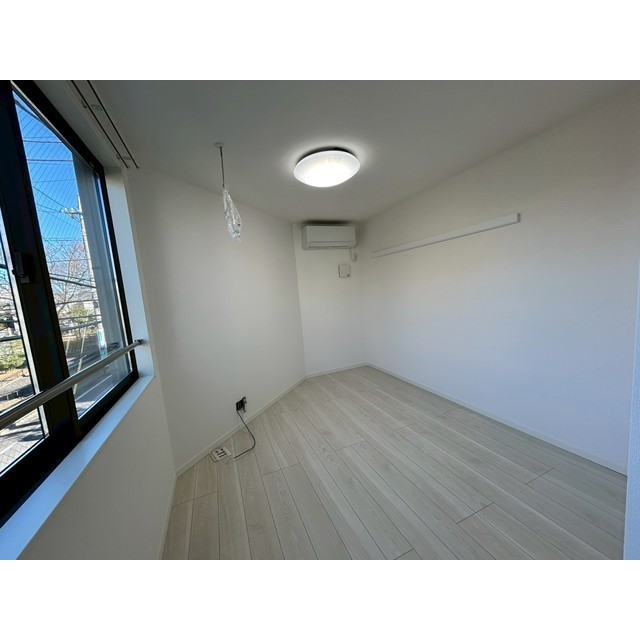 エクセラン竹ノ塚 内観