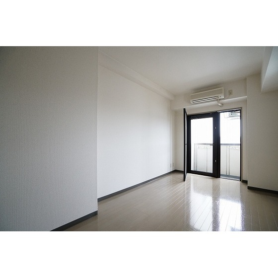 宮崎ビル0706号室 居室