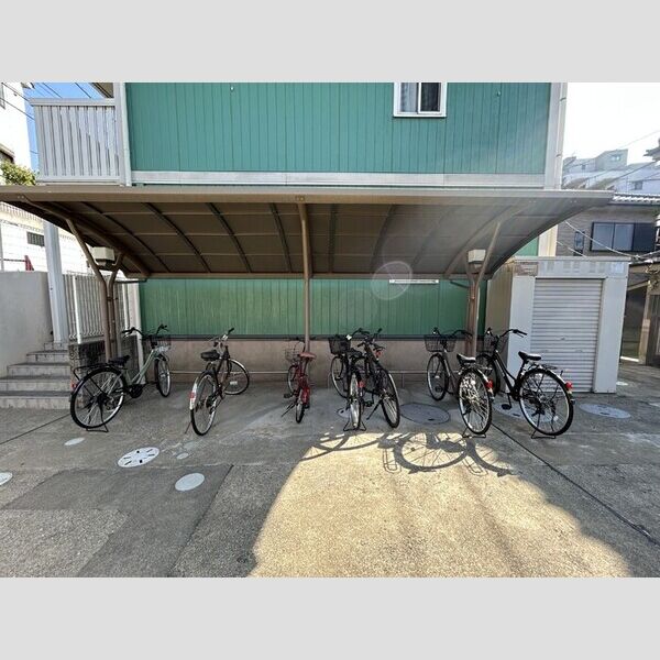 I.S.VILLA203号室 駐輪場