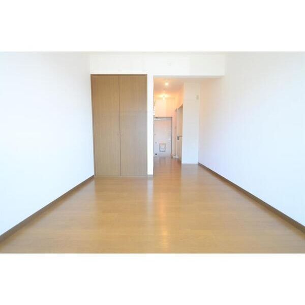 エステート千歳烏山 リビング