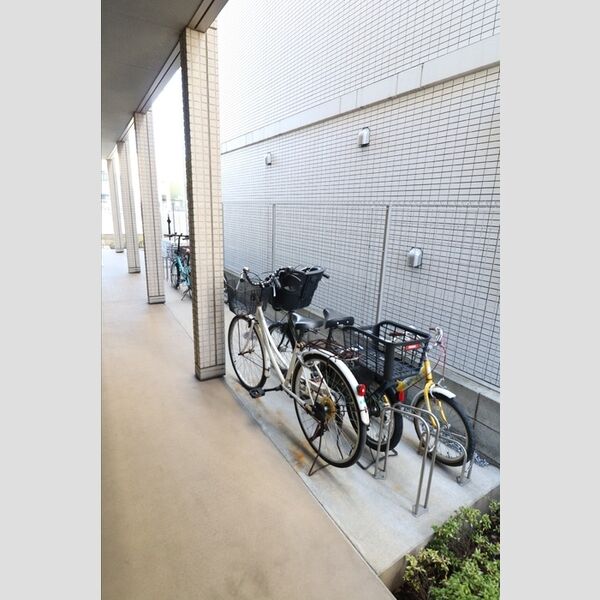 ガーデンパレス 駐輪場