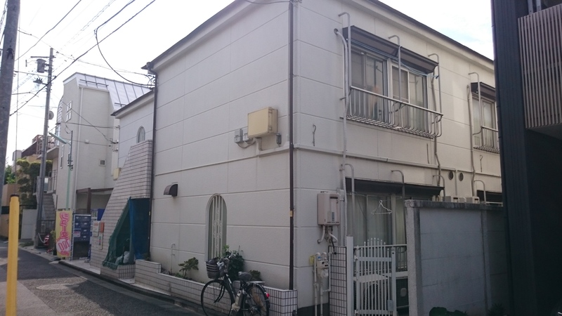 プラザドゥクリムゾン2階 外観