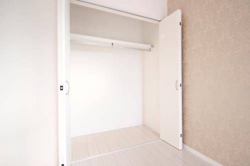 ＢｅｓｔＳｔａｇｅラ・フローラ1階 部屋その他