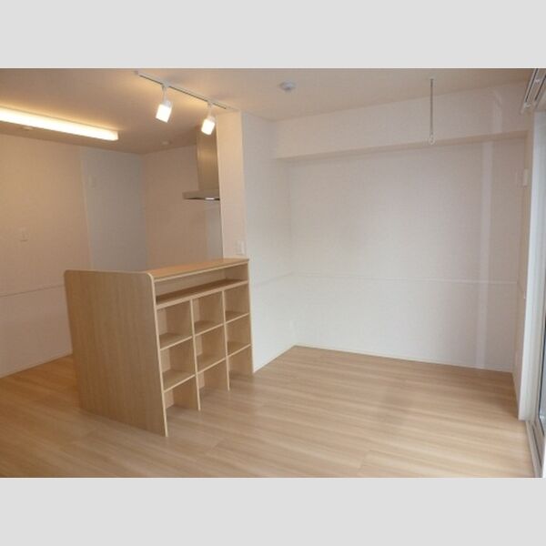 オランジュ　A302号室 リビング