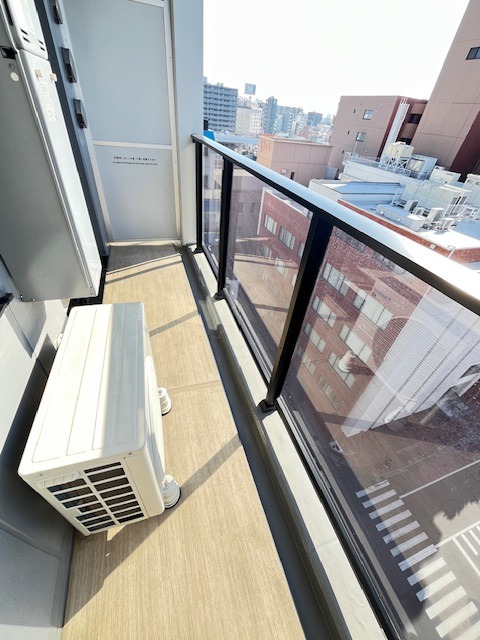 ＯＮＥ ＲＯＯＦ ＲＥＳＩＤＥＮＣＥ ＡＳＡＫＵＳＡＢＡＳＨＩ10階 バルコニー