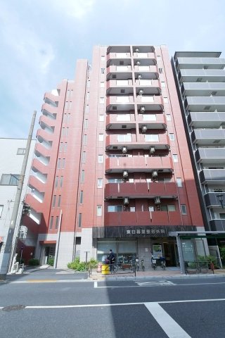 ｆｅｅｔｈ日暮里8階 外観
