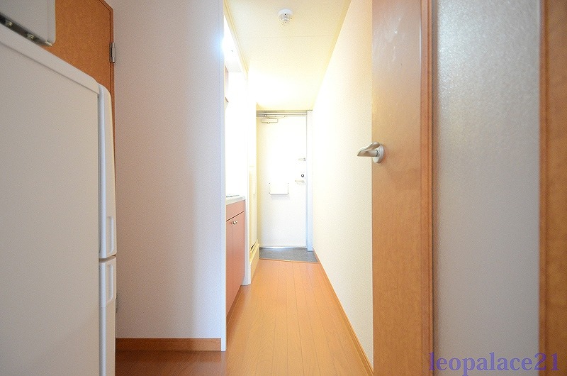 レオパレスアイアイ203号室 同タイプの物件写真となります。