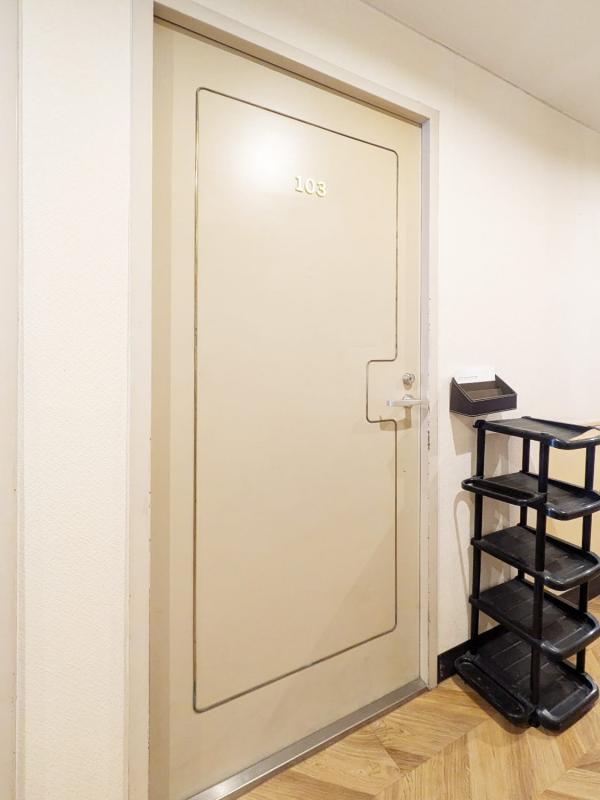 THE VALUE SHARED HOTEL TAKENOTSUKA バルコニー