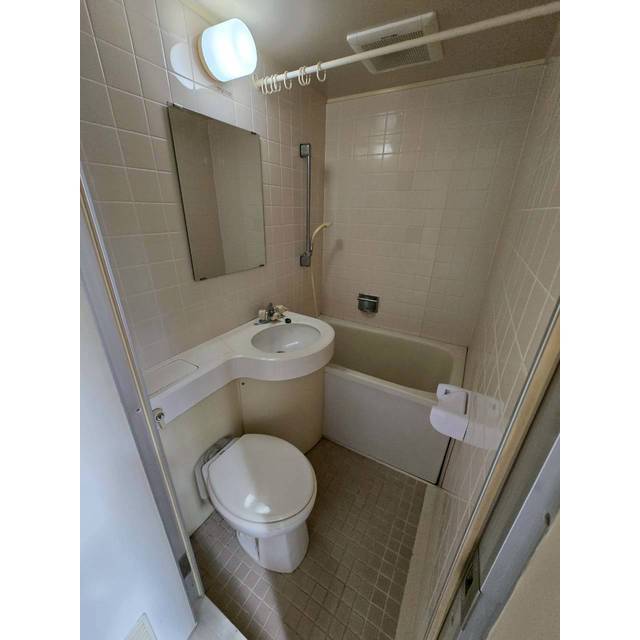 ライオンズマンション梅島第3 内観