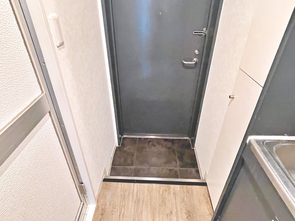 キャトルセゾン清新303号室 同建物別部屋の参考画像