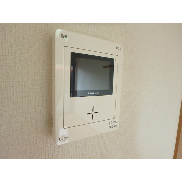 メゾンドゥメール102号室 ＴＶモニター付きインターホン