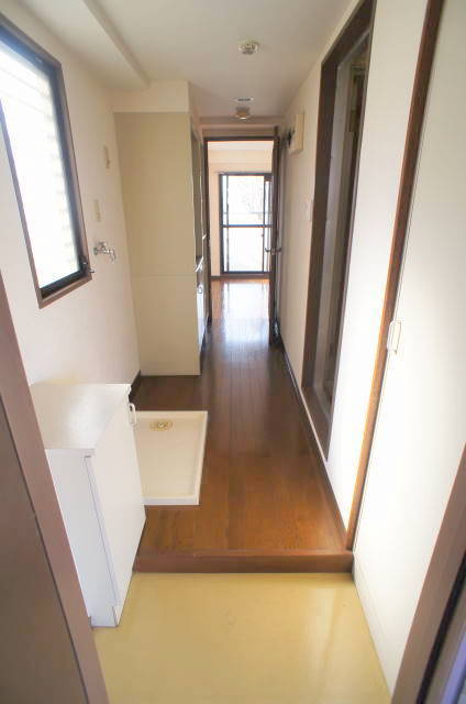 メイプル0202号室 玄関