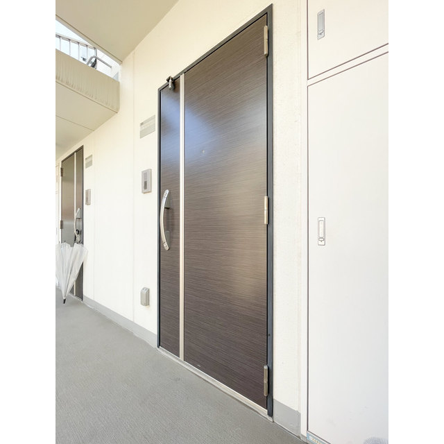 ルクレ西新宿0503号室 玄関