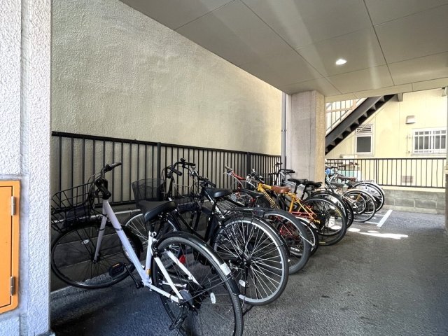 エクセル向島3階 駐輪場