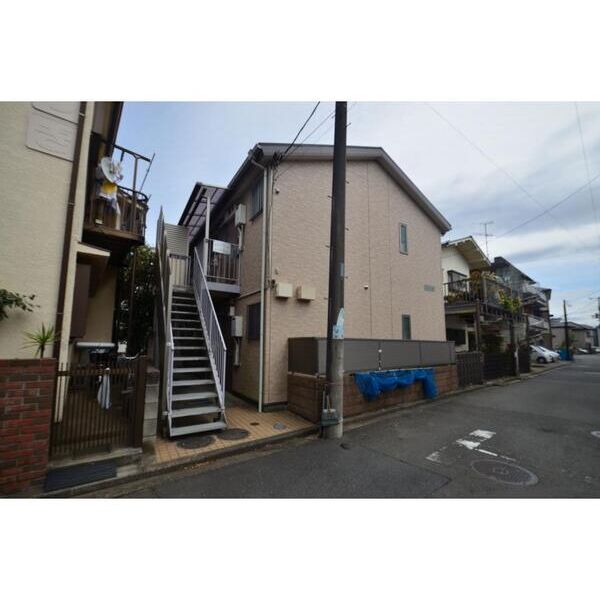 サンライフ瀬谷203号室 外観