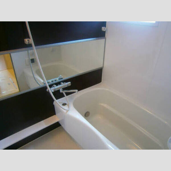 サントミー302号室 ☆浴室には窓があります☆