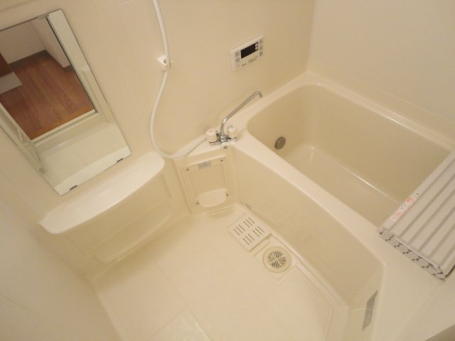 ＴＩＡＲＡ（ティアラ）306号室 玄関（追焚き・浴室乾燥）