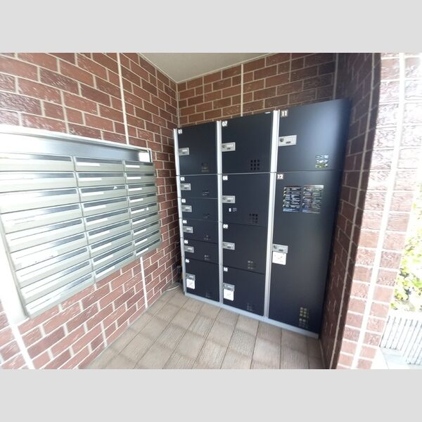 サンライズ蒲生 宅配ボックス