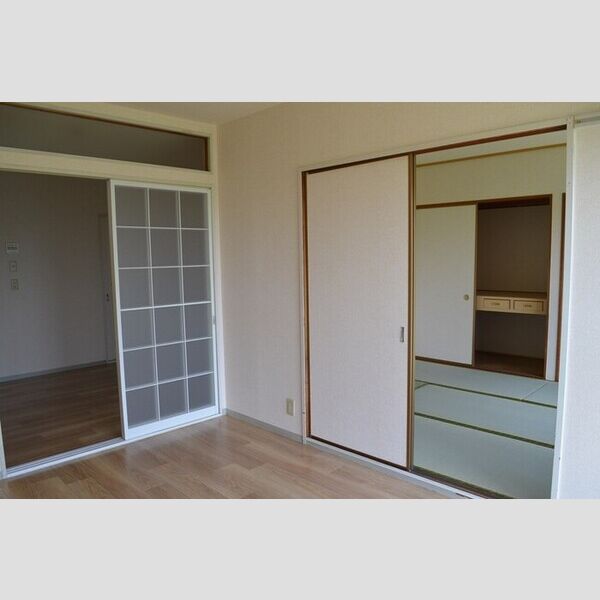 サニーコーポ富士見B102号室 洋室①(別角度)
