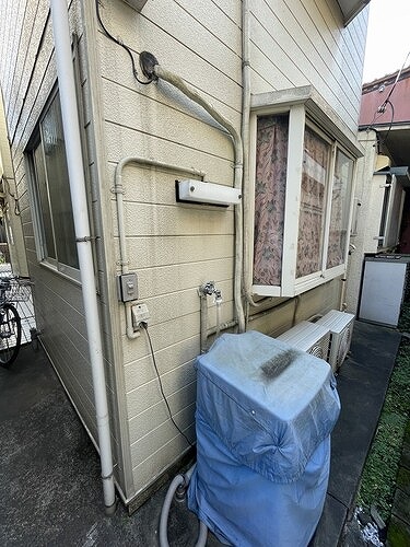 サンライフ赤羽 屋外洗濯機置き場