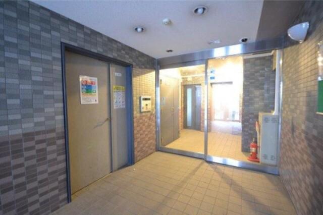 ロイヤルパレス目黒7階 エントランス