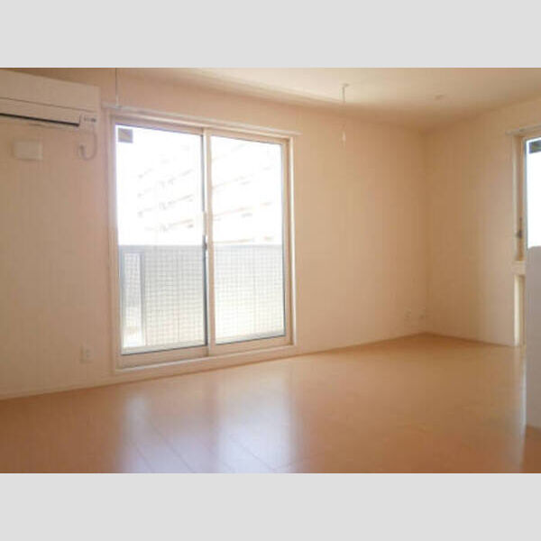 ドルチェヴィータ201号室 同建物別部屋の参考画像