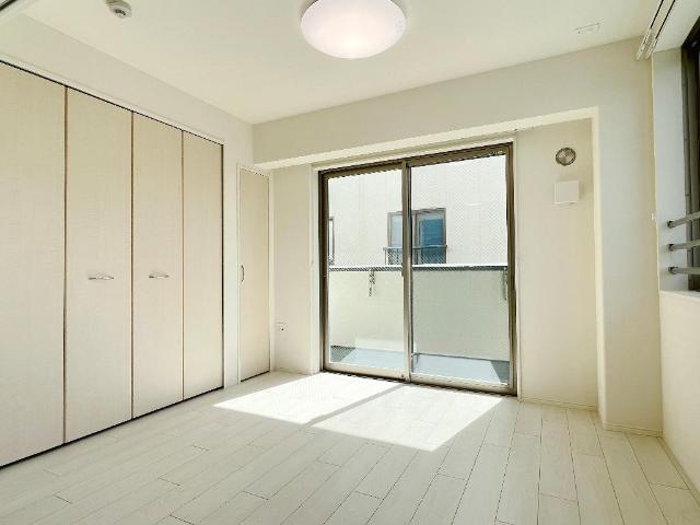 アベリア　コンフェッティ 洋室