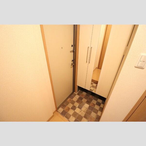 AGスクエア101号室 玄関