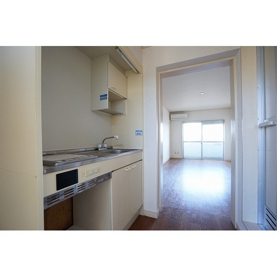 ドウェル砂川 キッチンエリア