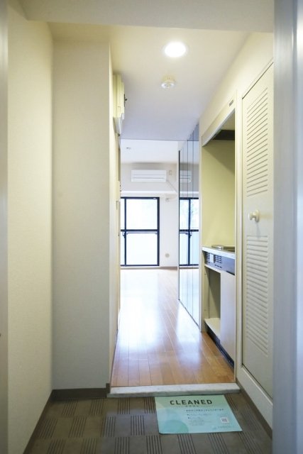 ヒルズ駒場東大前1階 玄関