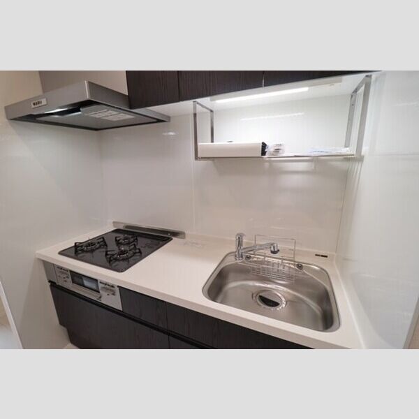East Cote102号室 キッチン　3口コンロ