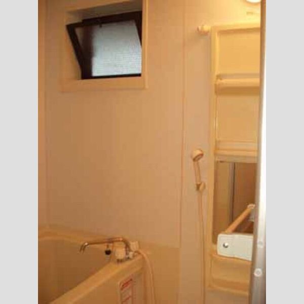 Kリックスハイツ101号室 UB