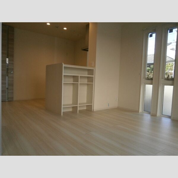 ピノ　イゾラ LDK10.67帖