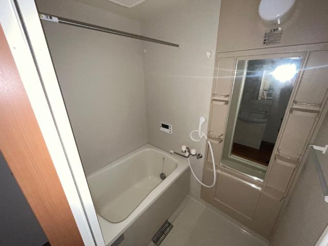 Ｊ．Ｓガーデン303号室 バス