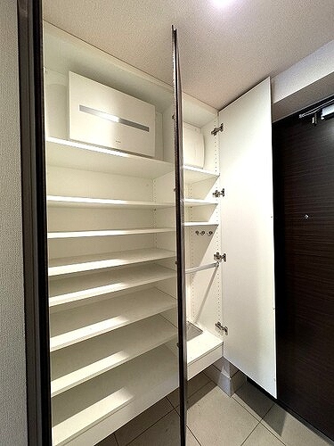 ユードリーム東川口駅前 シューズボックス　※2024年02月撮影