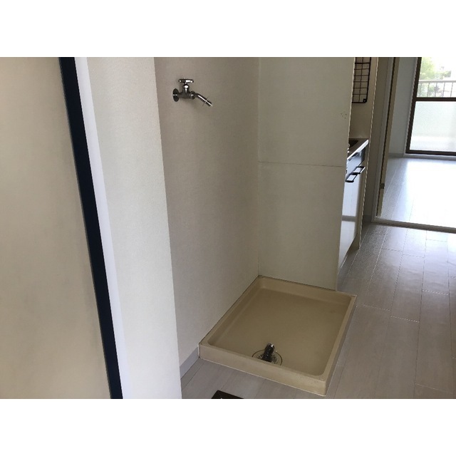 シャトール田口片倉302号室 内観