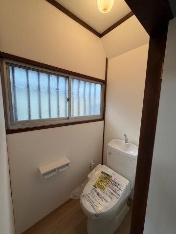 三芳町大字藤久保戸建 新品のウオシュレット付き