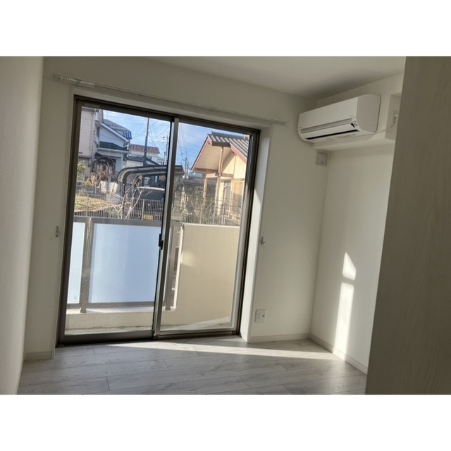 ダイヤモンドクレスト南柏105号室 リビング