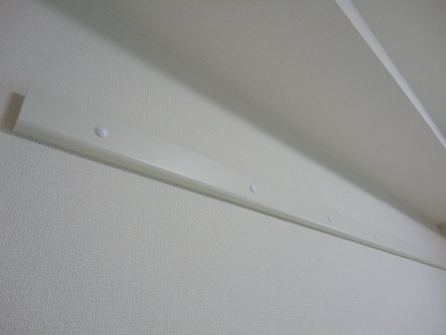 サンライズ西川口 ハンガーモール（壁掛）