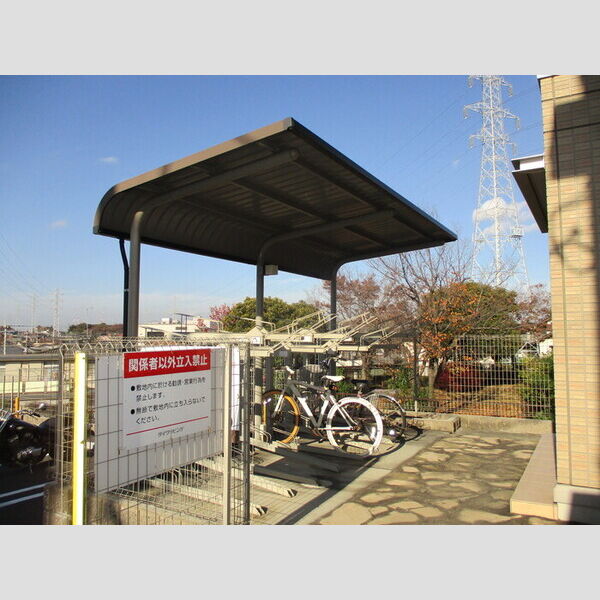 ピエトラ ポンテⅡ 駐輪場