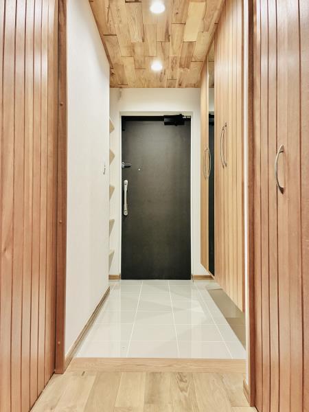 西麻布ホームズ 玄関