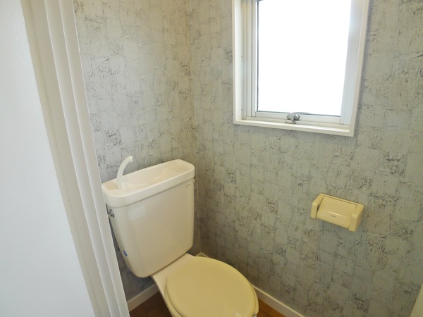 コーポ川間 トイレ