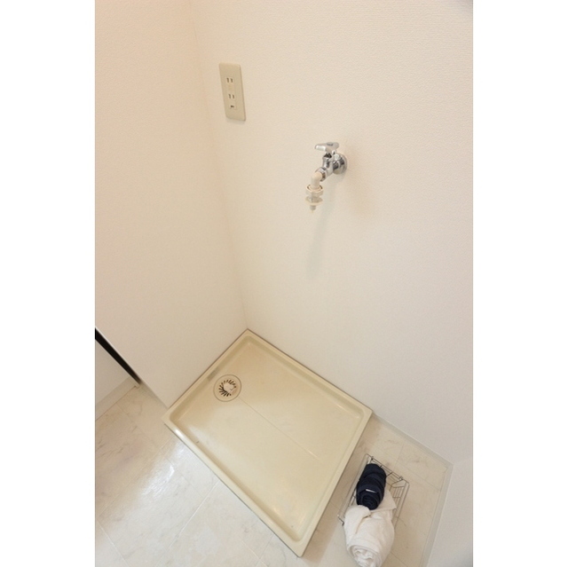 レジデンスM奥津203号室 同建物別部屋の参考画像