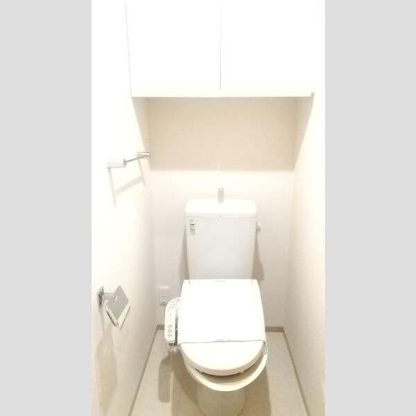 アルジェント・ステラ　C棟 温水便座付きトイレ