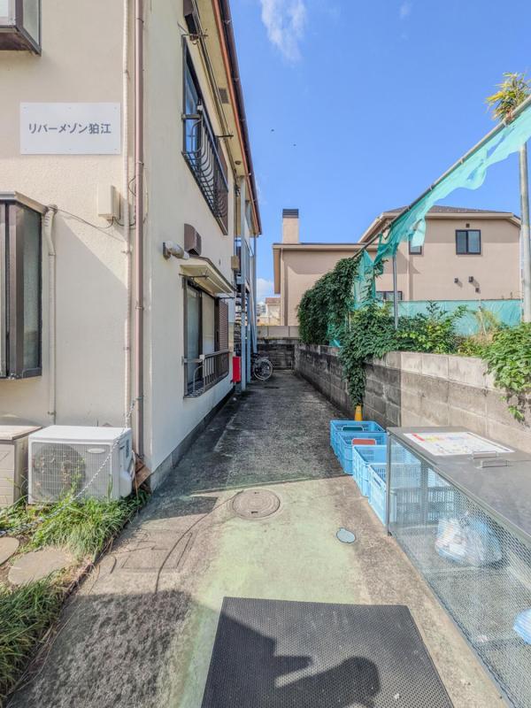 リバーメゾン狛江(旧第六ハイツ三正)2階 エントランス